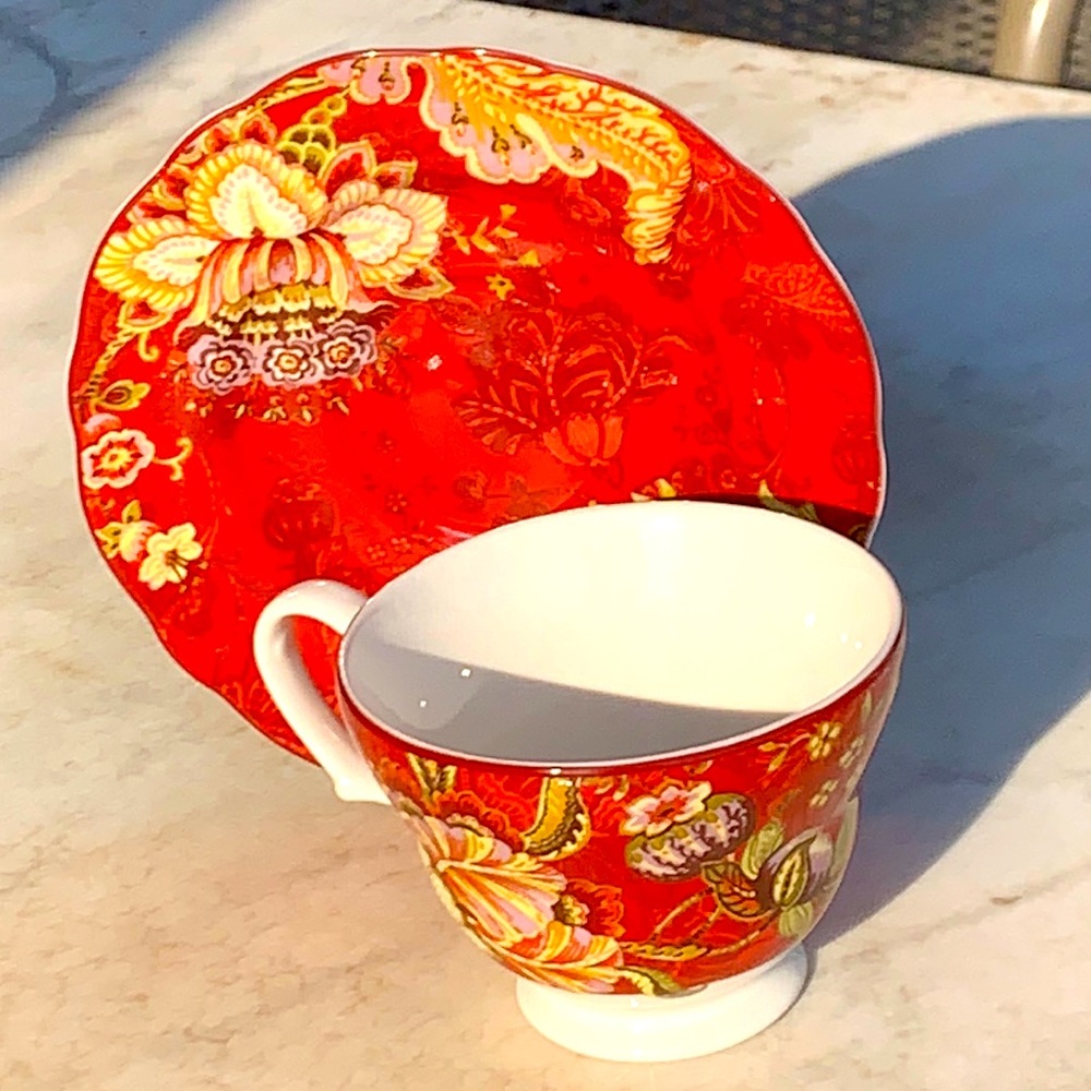 222 FIFTH GABRIELLE REF FOOTED CUP SA…